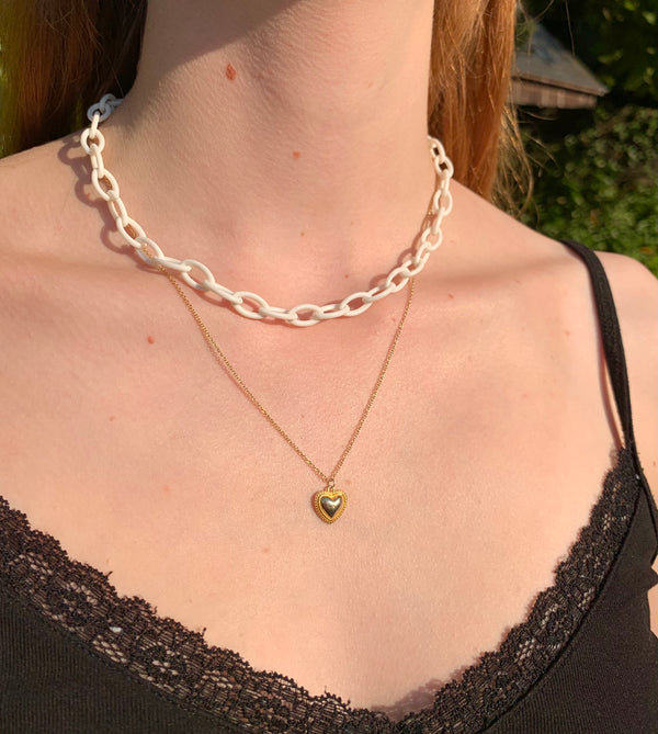 Snowy Chain
